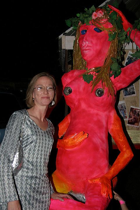 v20070510_ArtCarBall 229 
